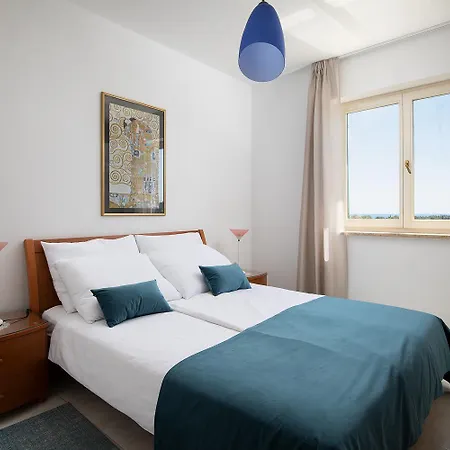 Apartment Mareonda