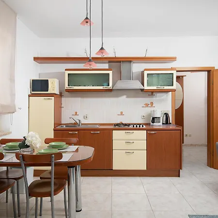 Mareonda Apartment *